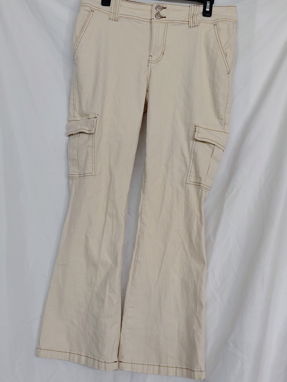 YMI Beige Cargo Flare Pants Low Rise Size 11